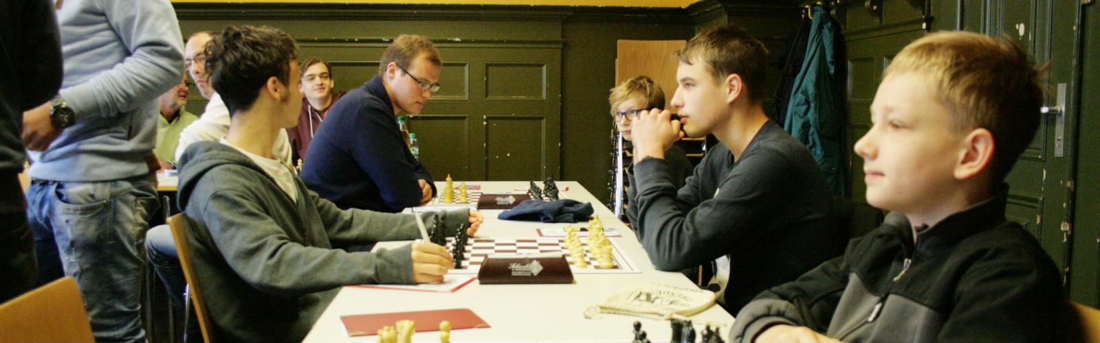 Jugendspieler beim Mannschaftskampf